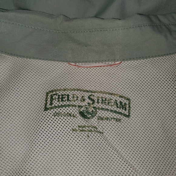 Field and Streams large men's short sleeve button down. - Picture 4 of 10